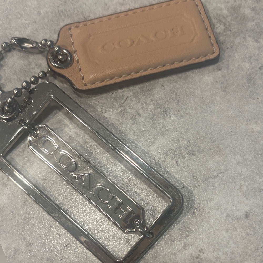 Coach tags